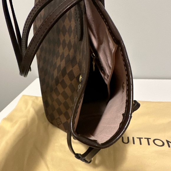 LV Neverfull MM - Picture 2 of 14